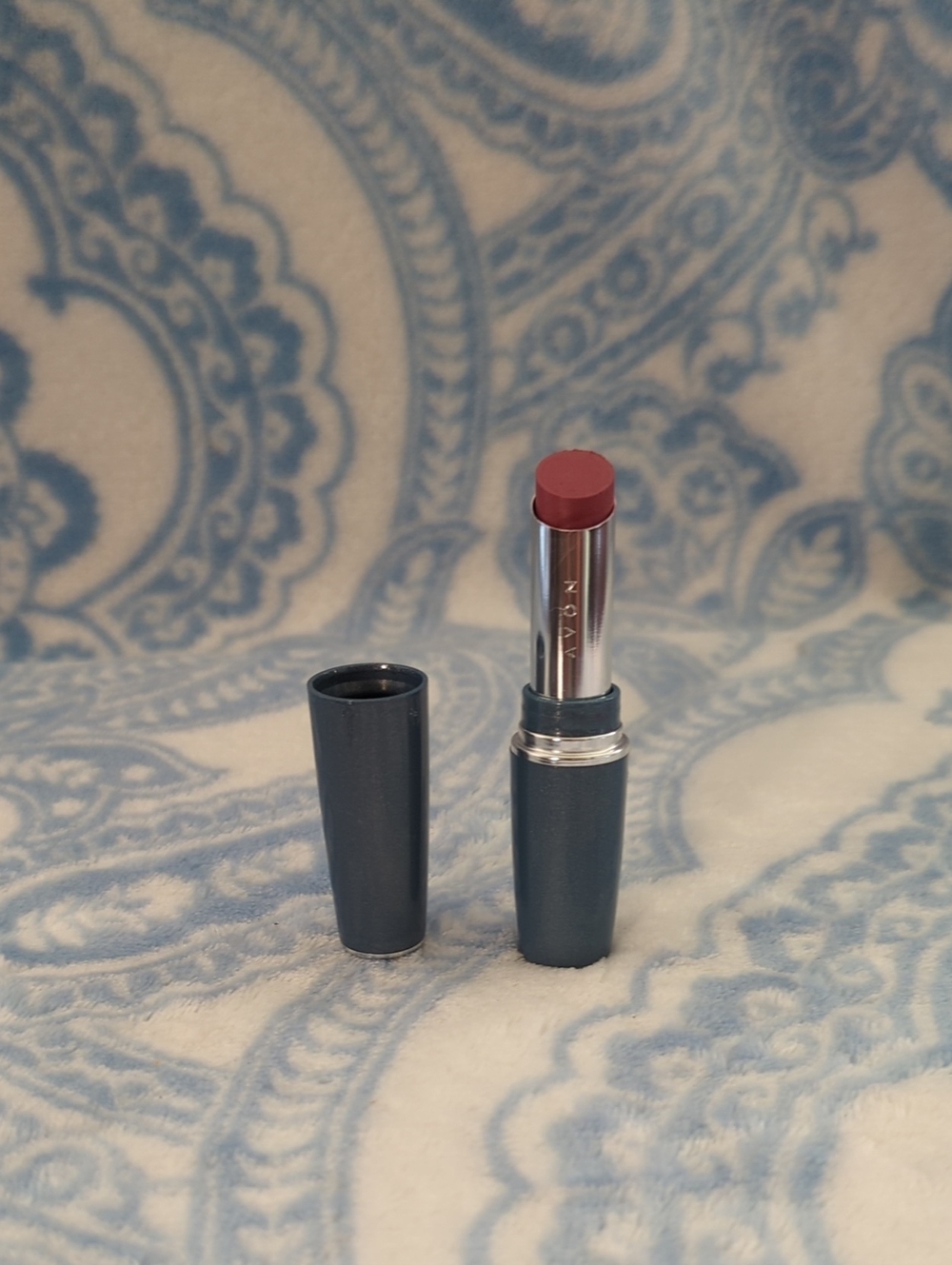 Magnificent Mauve Avon Satin Lipstick